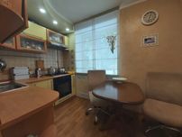 Продам 3 к квартиру на пр. Поля кирпичный дом