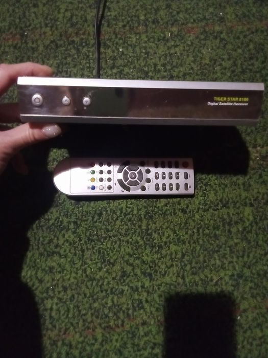 Тюнер недорогос пультом