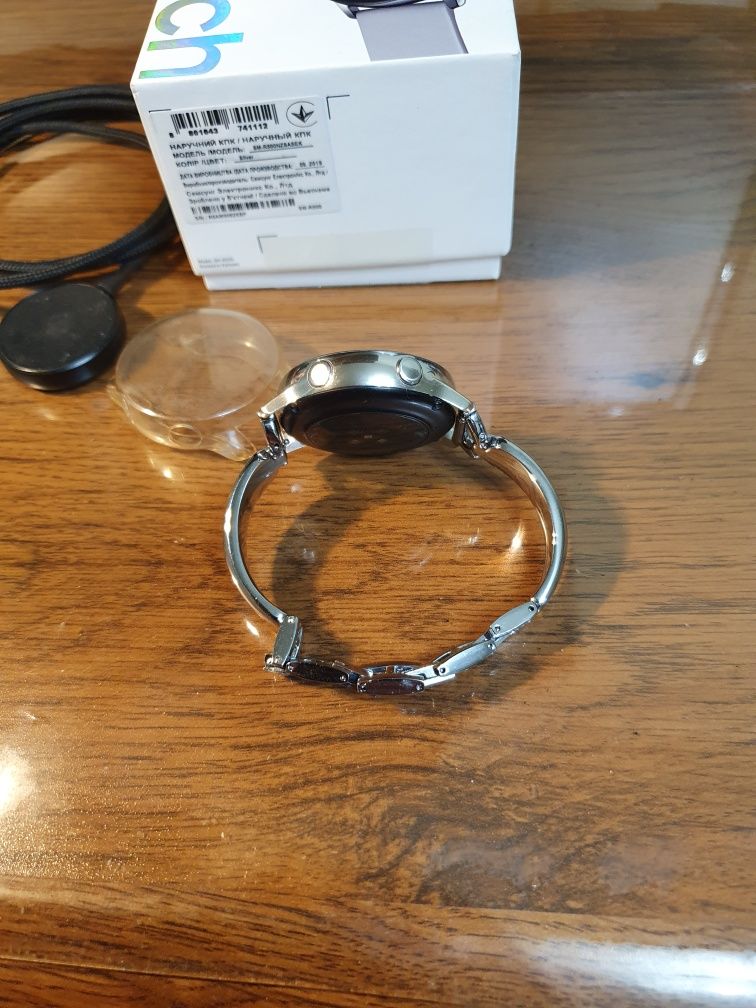 Смарт годинник Samsung galaxy watch active silver 40mm