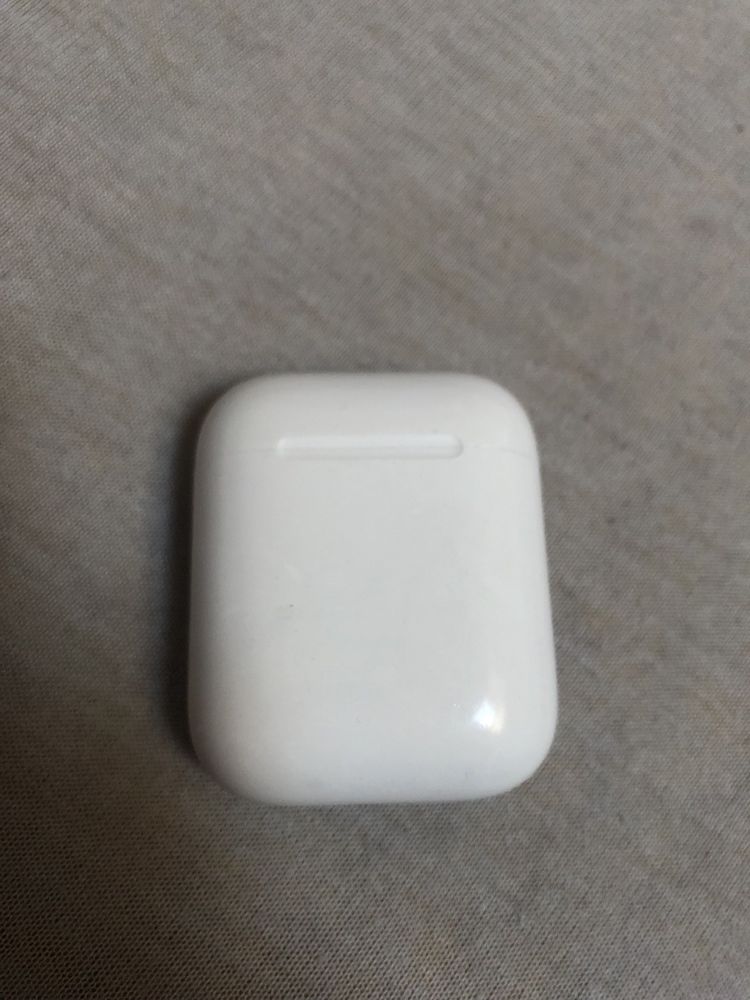 AirPods Słuchawki Apple
