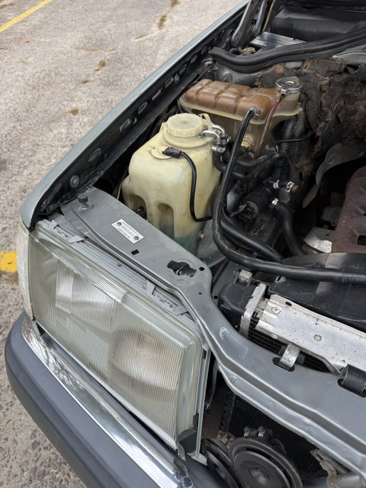 Mercedes W 124 2.5 D E-class