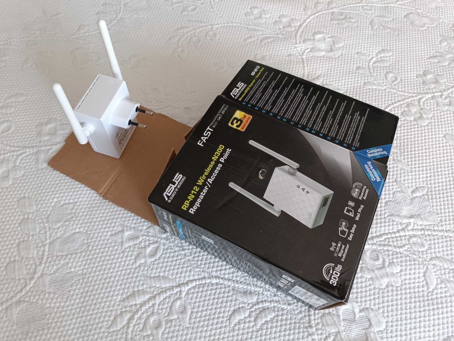 Repetidor de Sinal ASUS N300 RP-N12