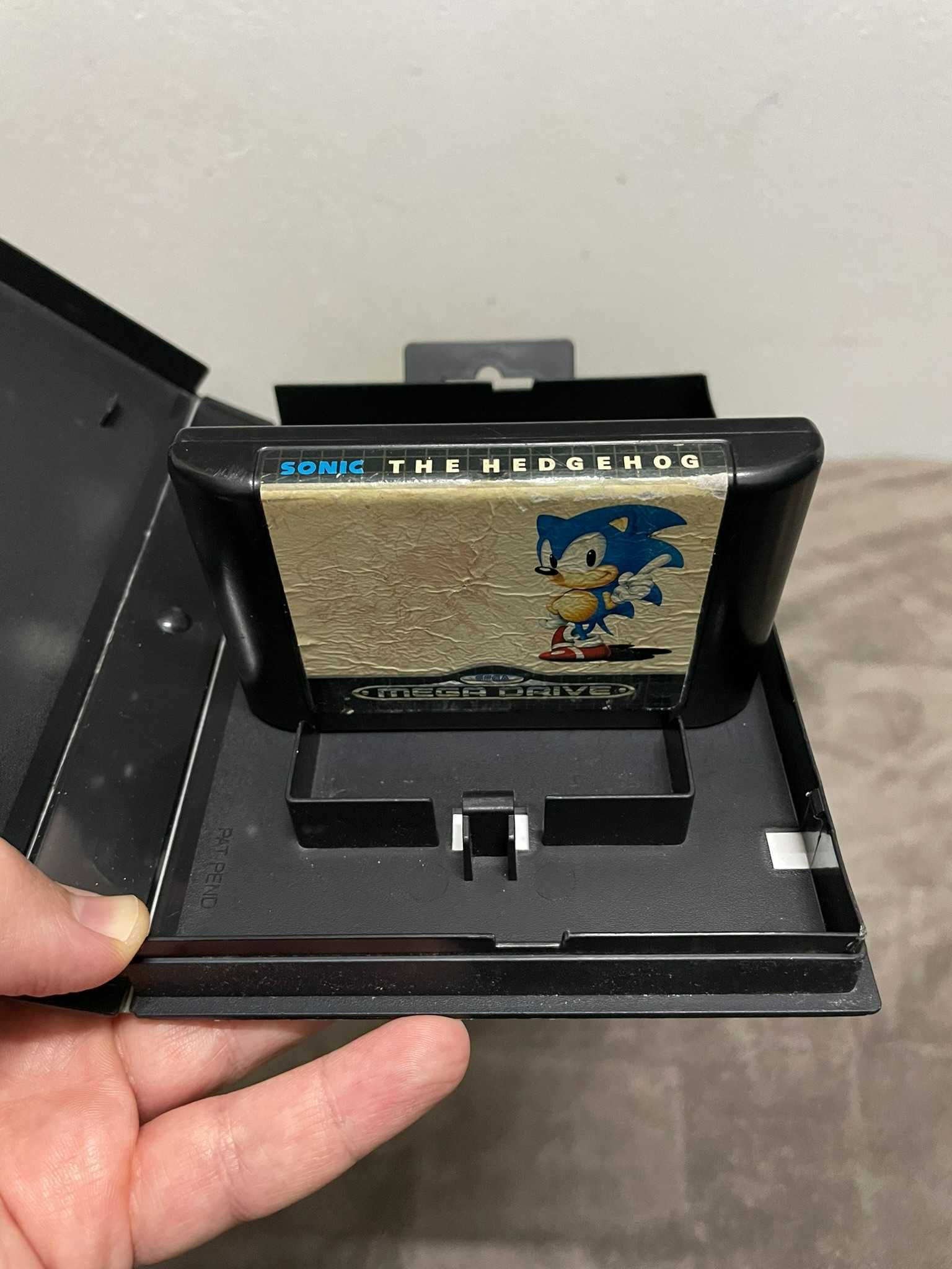 Sega Mega Drive: Sonic The Hedgehog