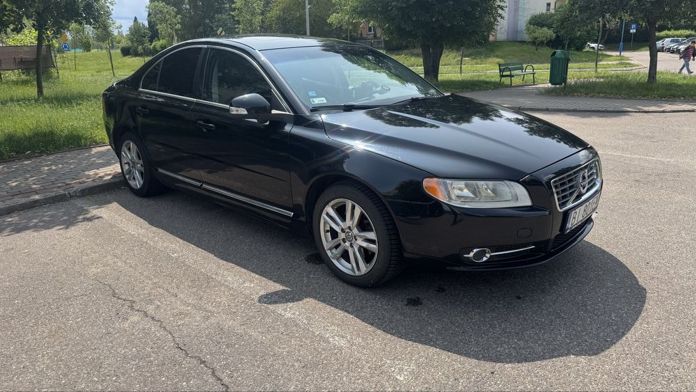 Volvo S80 rok 2011 silnik 3.2 B+G