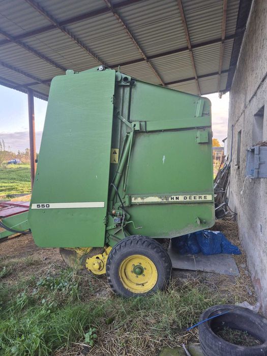 Prasa zwijająca john deere 550 sprzedam
