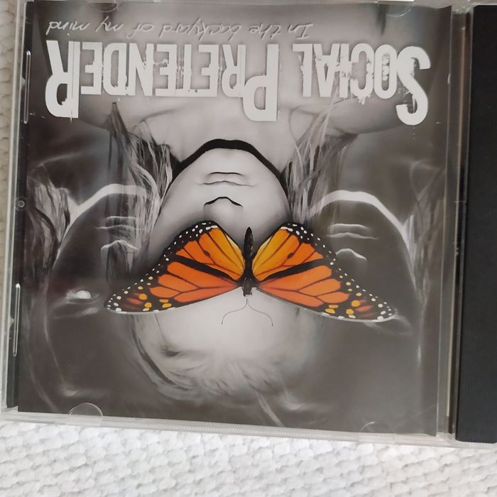 Social Pretender CD