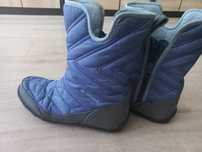 Зимние сапоги фирмы Columbia 37р