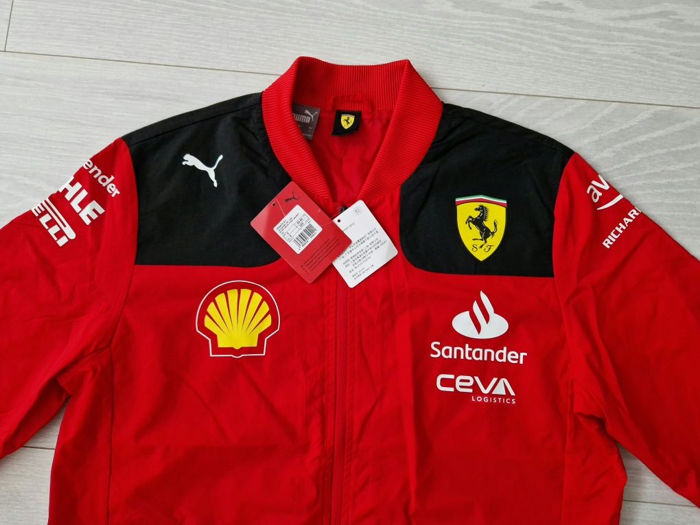 Kurtka Scuderia Ferrari 2023, wiatrówka, Puma, F1, Leclerc, Sainz