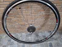 Rolo de treino + roda traseira para rolo+ pedais