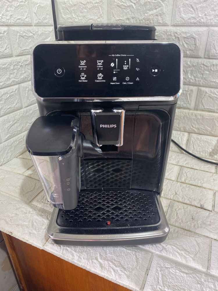 Кавомашина Philips latte go EP 2231