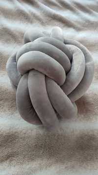 SMUKEE poduszka dekoracyjna supeł węzeł szara NOWA