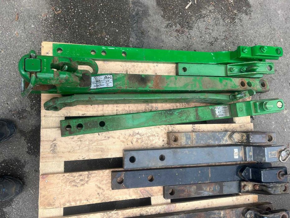 Oryginalne zaczepy dolne do Case, JD, MF, NH