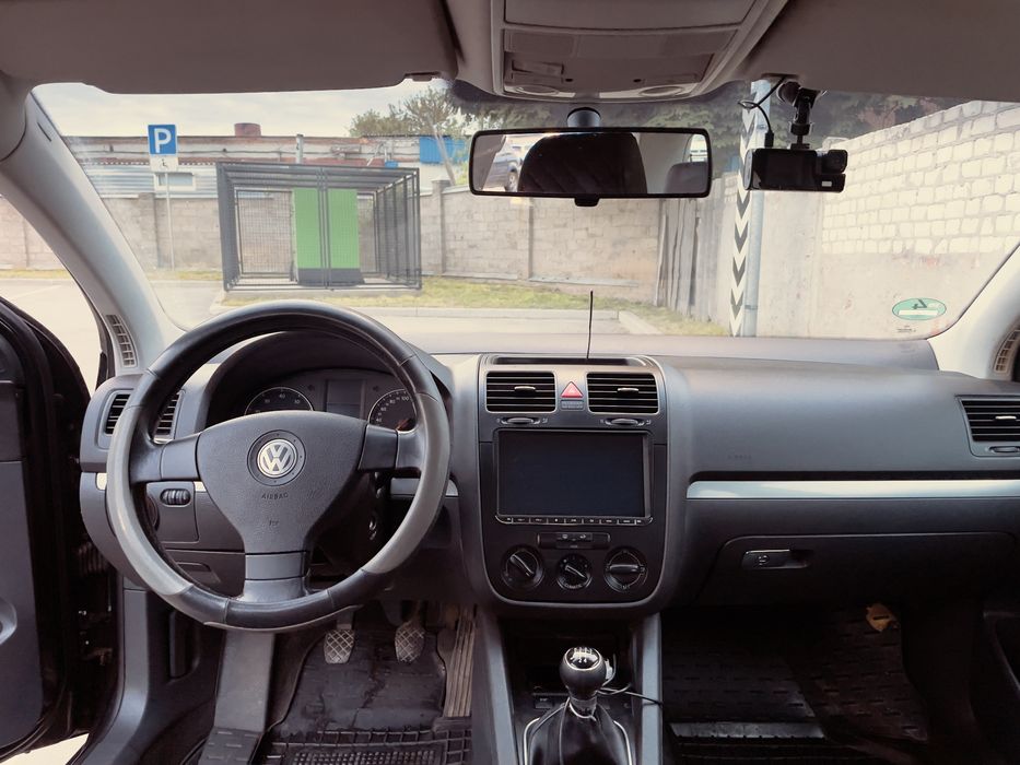 Golf 5. 1.6 MPI. 2006