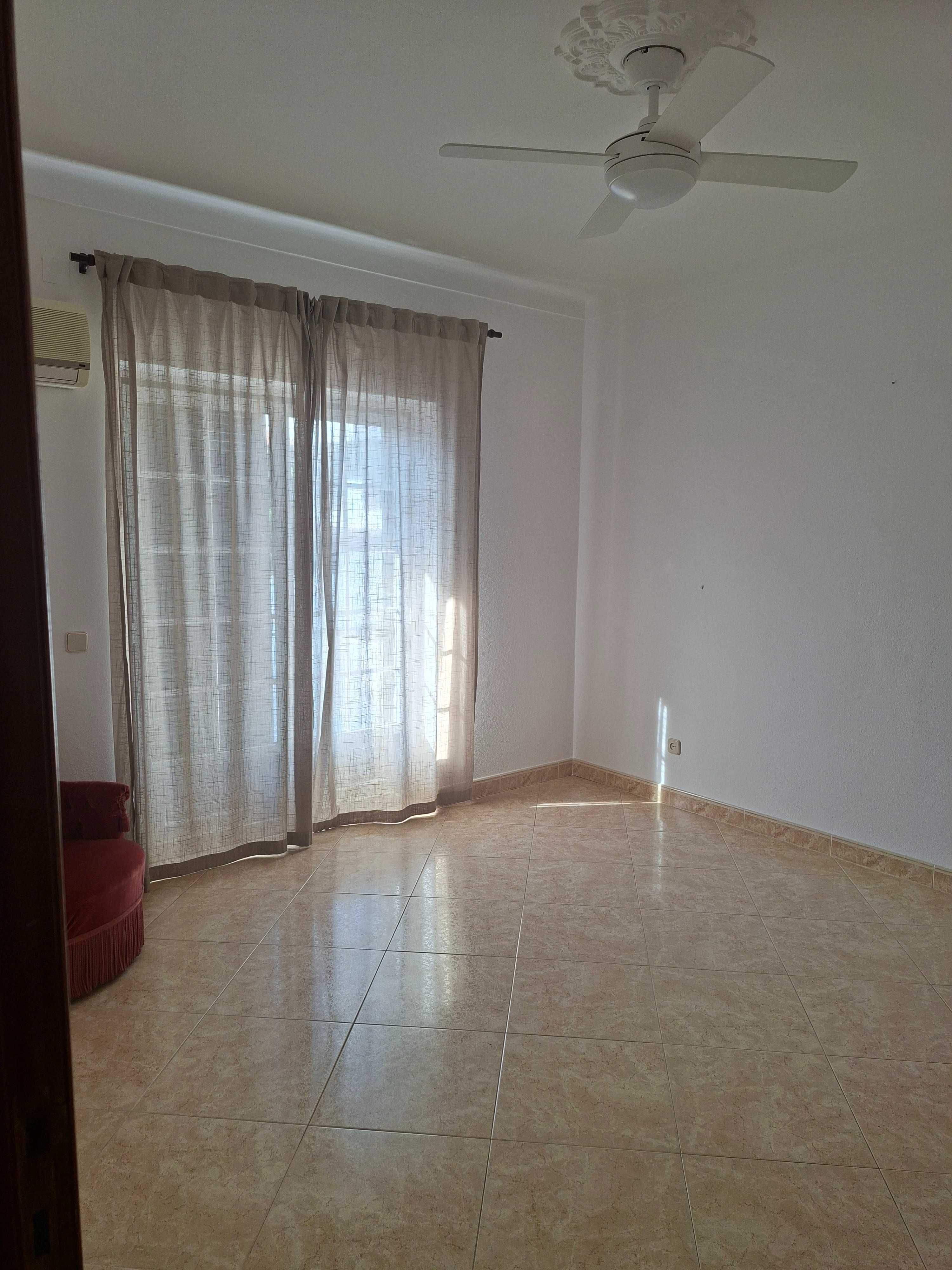Moradia Isolada T3+1 c/ enorme qualidade e potencial!