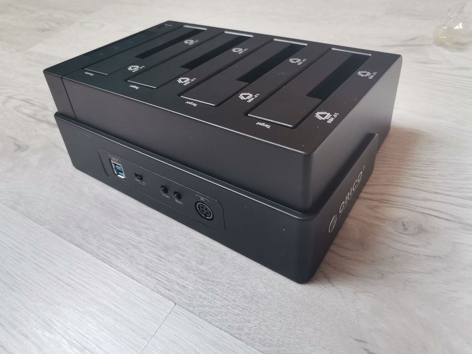 Orico Stacja klonująca 4*SATA 3,5" USB 5Gbps