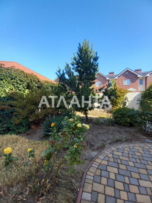 Будинок з ремонтом у Совіньоні