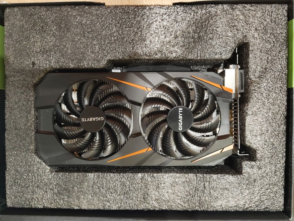 Як НОВА Gigabyte GeForce GTX 1060 3GB WINDFORCE OC