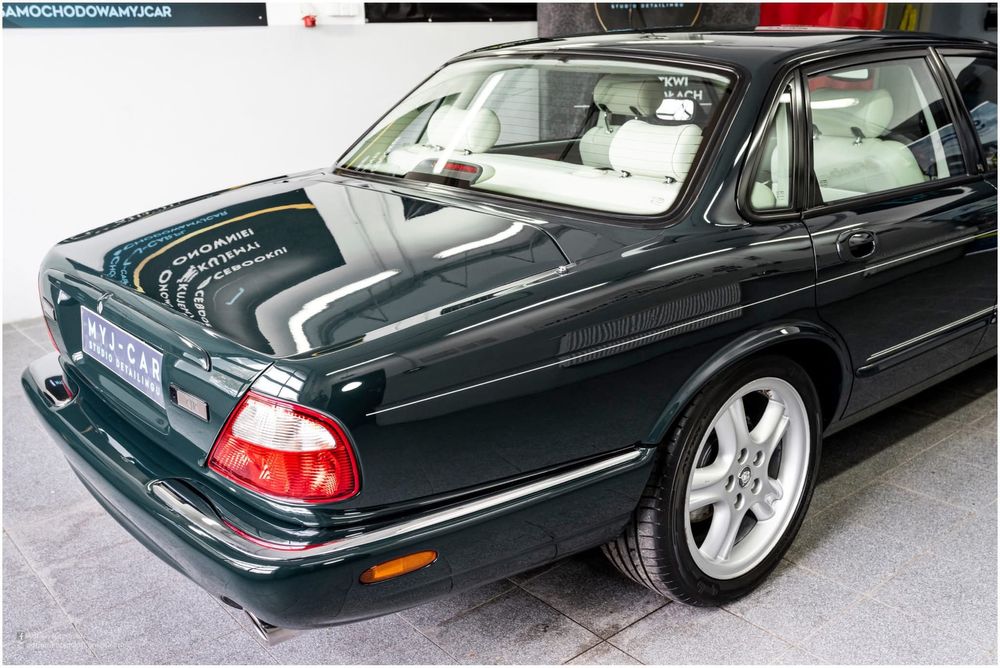 Jaguar xjr do slubu z kierowcą