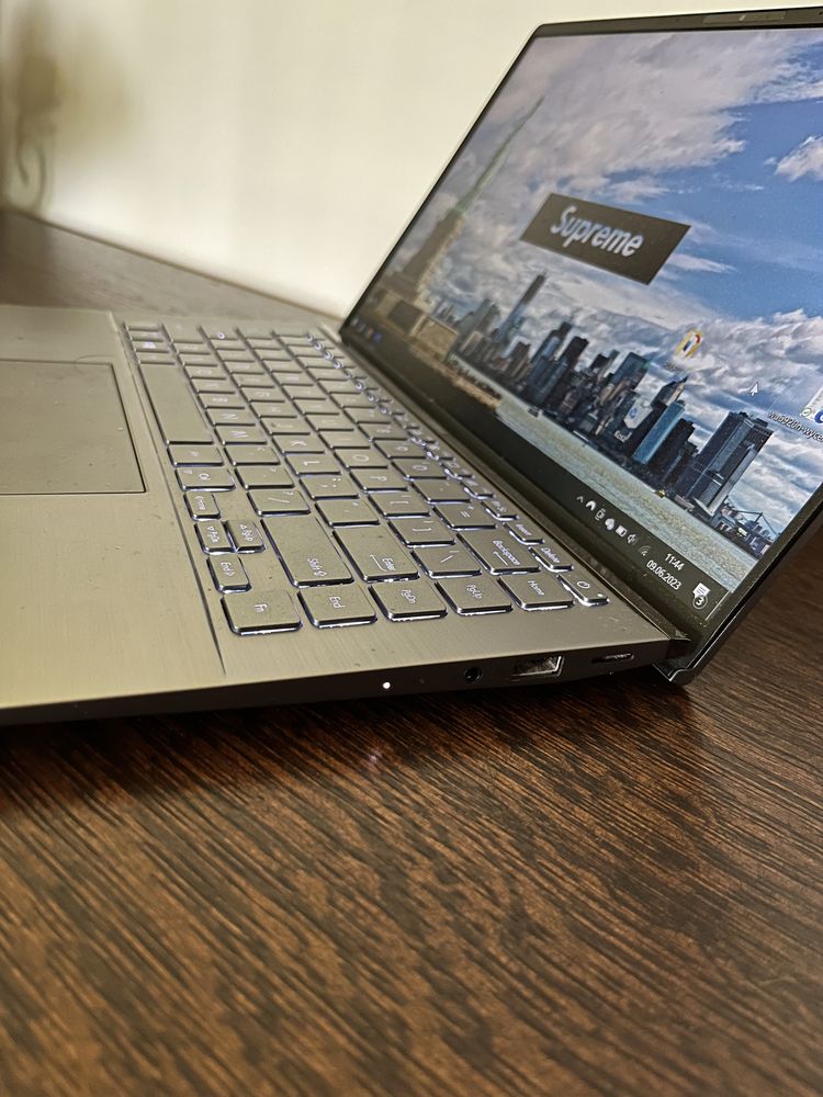 Laptop Asus zenbook 14' ryzen 5 4500U MX350 2Gb