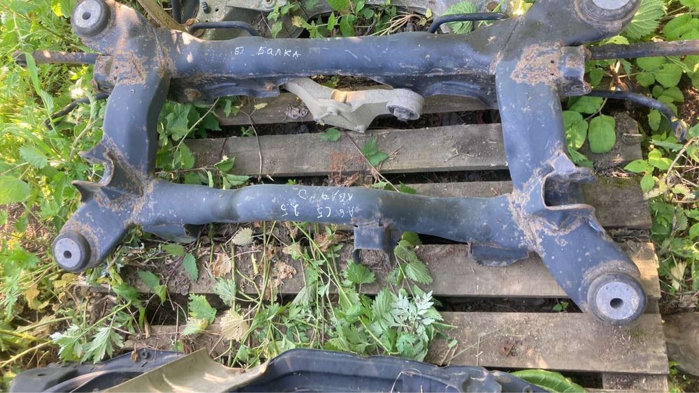 Підрамник задній балка Audi A6 quattro A6 C5 8E0505323D
