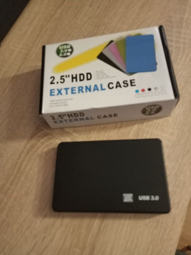 Obudowa Kieszeń do dysku 2.5" cala  USB  3.0.3.1  szybki transfer 

No