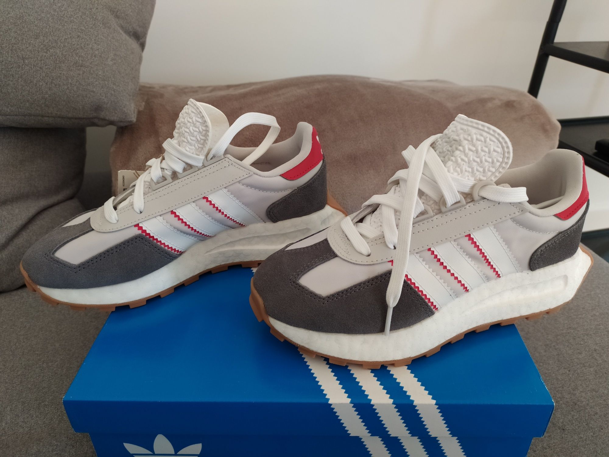 Adidas RETROPY E5 - r. 36 - dla kobiet lub młodzieży