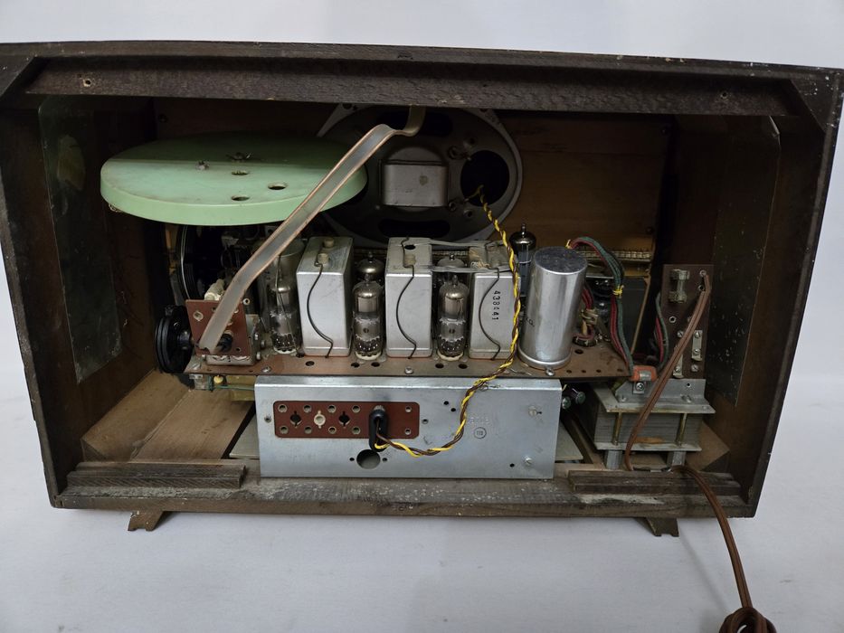 Rádio antigo reparado Biennophone