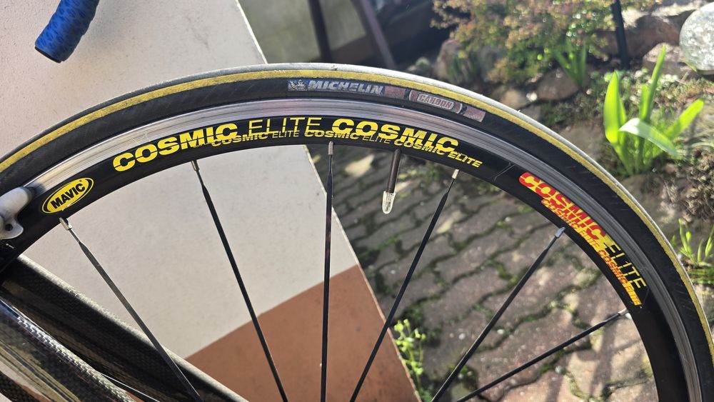 Rower szosowy kolarką kolarzówka