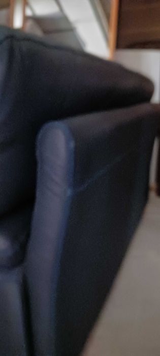 2 Sofás pele  2 lugares