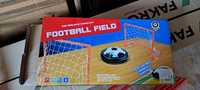Foootball field z bramkami