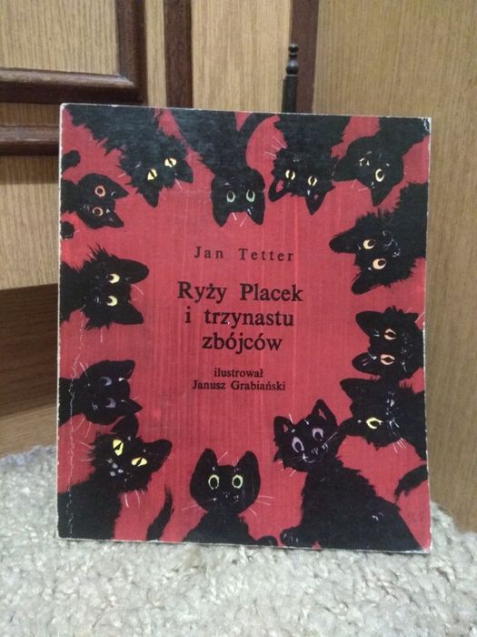PRL "Ryży Placek i trzynastu zbójców" książka dla dzieci