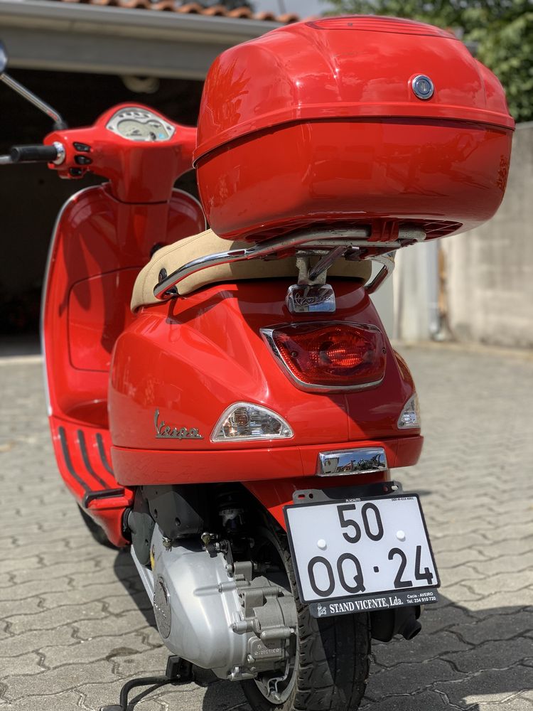 Vespa LX 125 como nova.