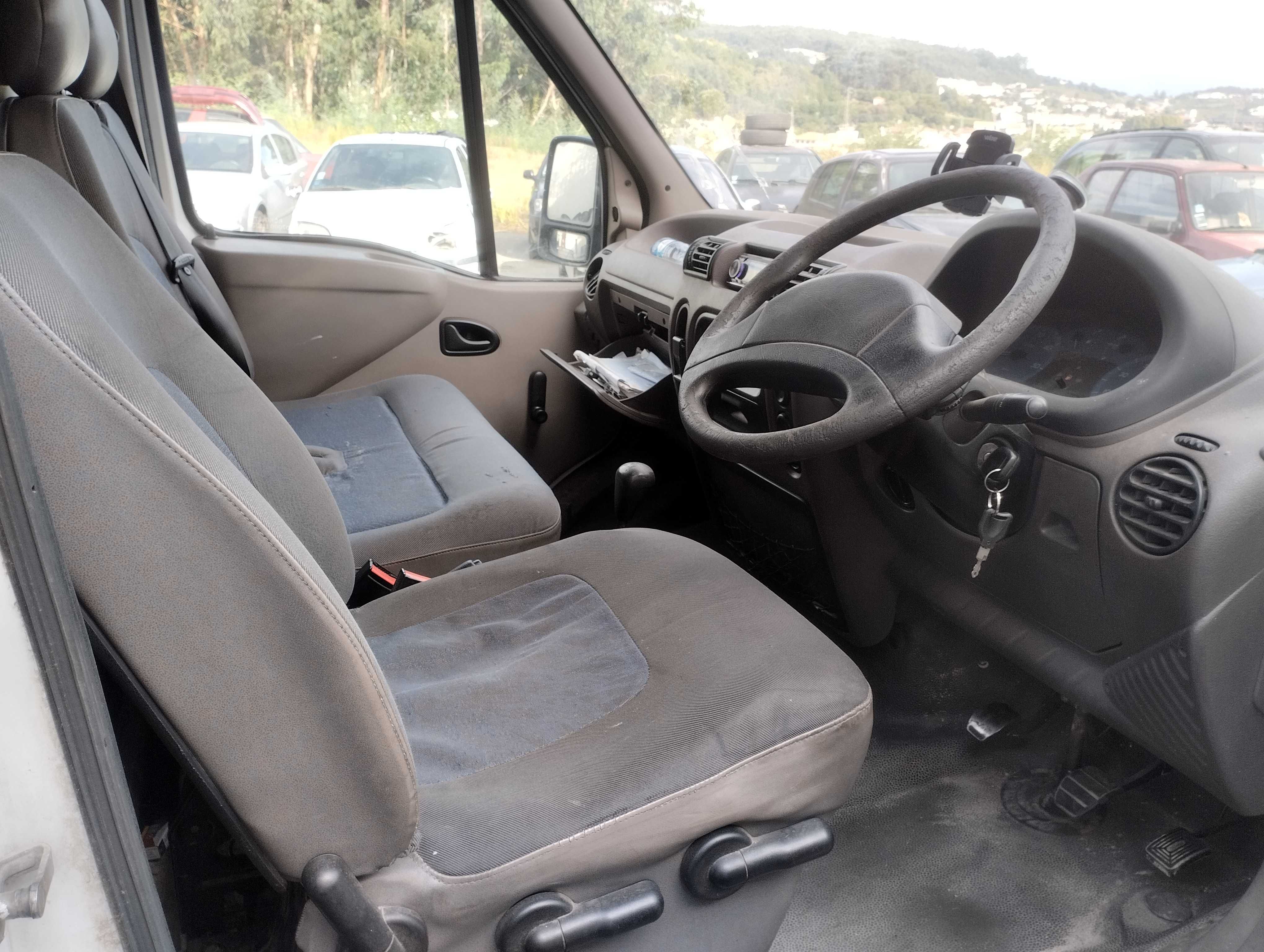 Renault Master 2.5 D Só Para Peças