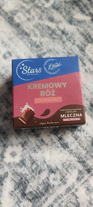 Kremowy róż do policzków Stars grom the stars E.Wedel 02 świeżość mlec