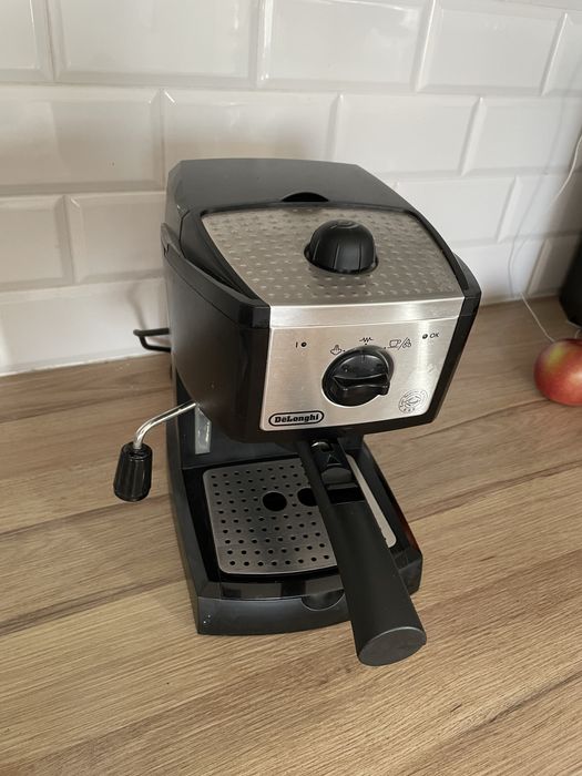 Ekspress do kawy Delonghi