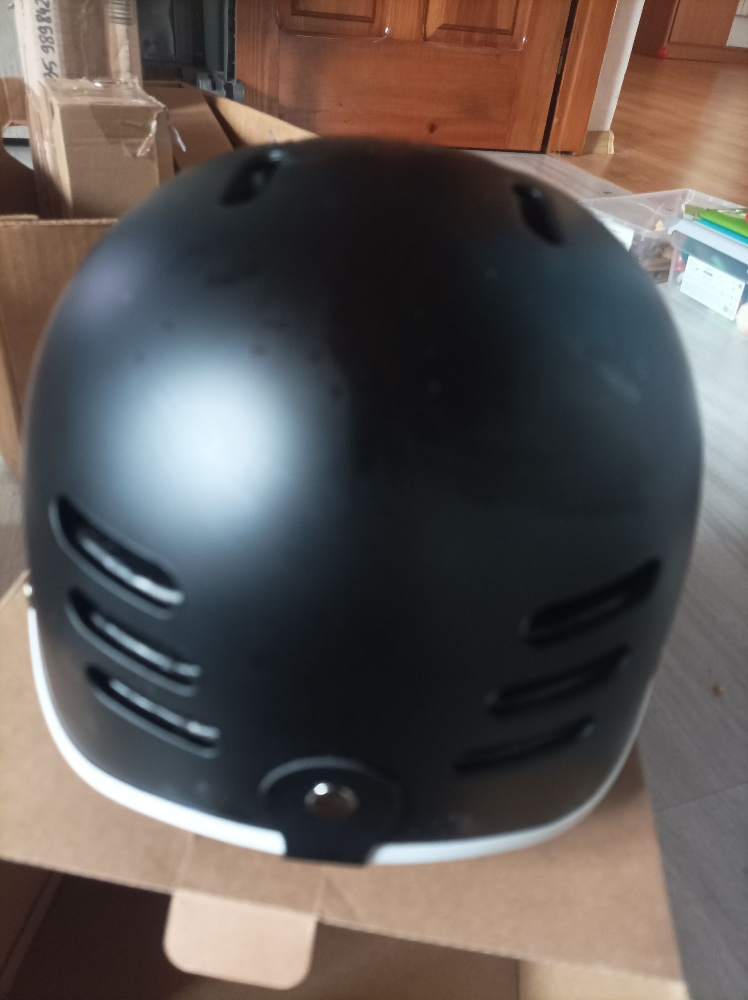 Kask rowerowy z diodą led