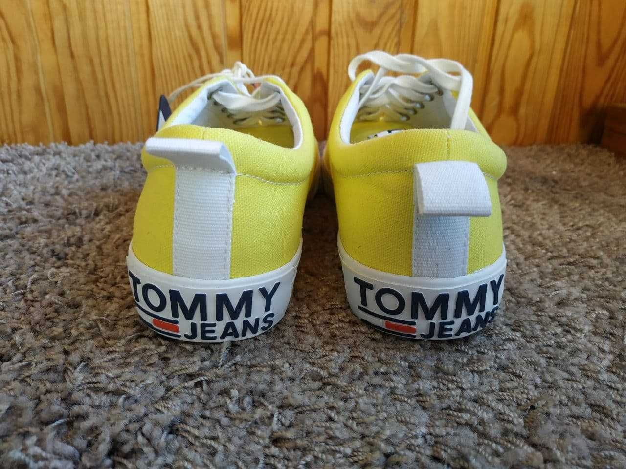 Продам оригинальные женские кеды Tommy Hilfiger