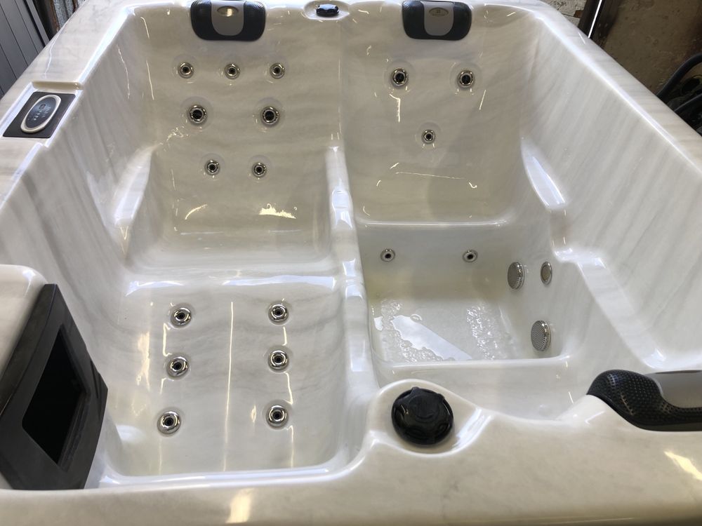 Jacuzzi ogrodowe 3 osobowe