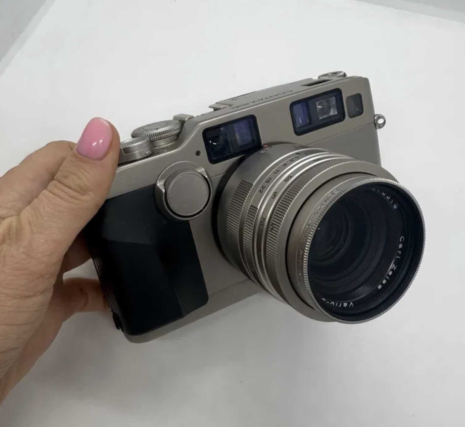 Contax G1 camera, Carl Zeiss Vario Sonnar 35-70mm f3.5-5.6