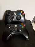 Witam na sprzedaż dwa pady i pły do Xboxa 360