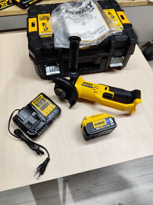 DeWal болгарка акумуляторна Деволт оригінал