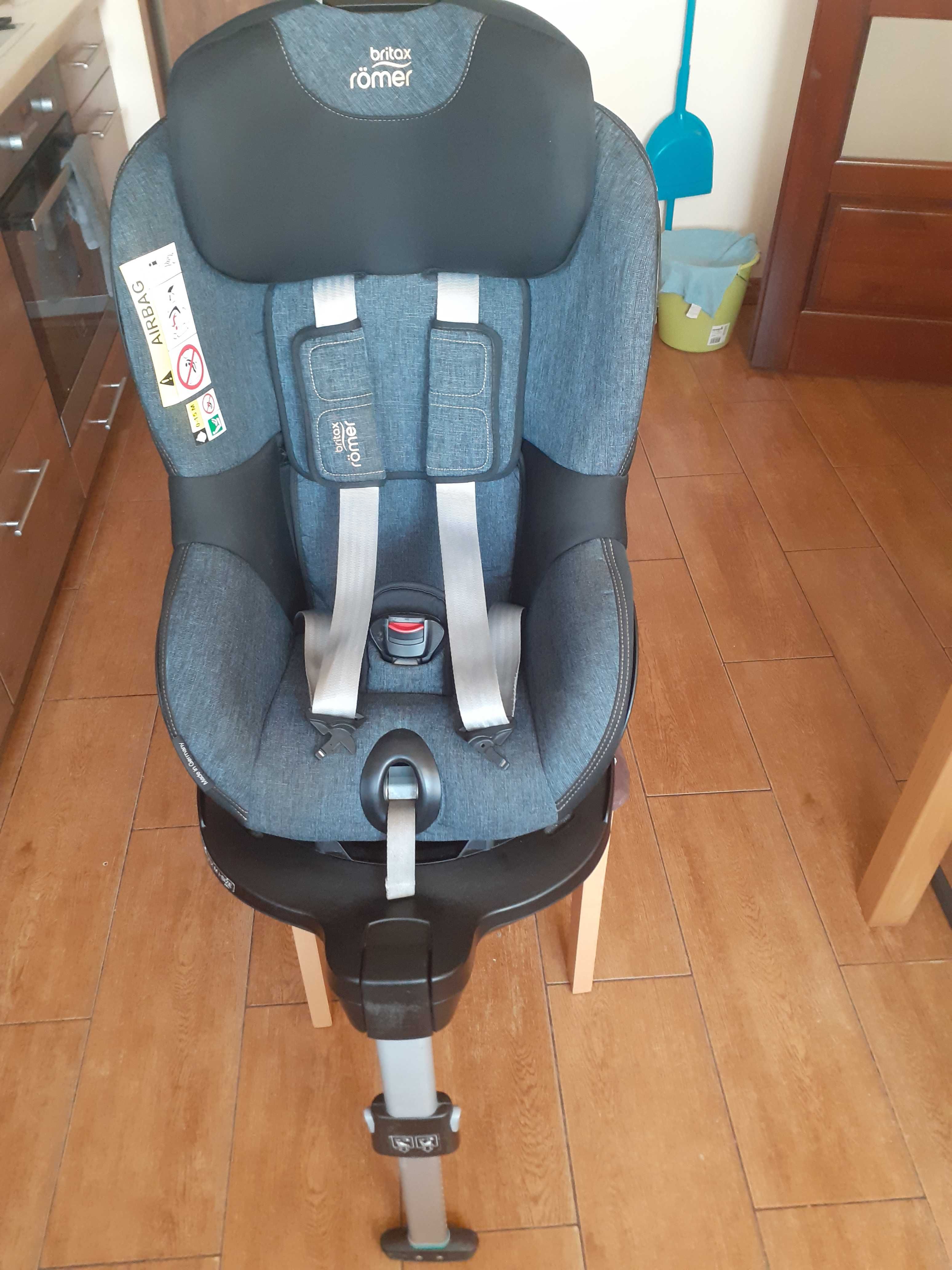 Fotelik samochodowy Britax Romer Dualfix M i-SIZE