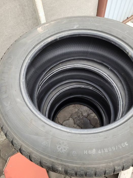 Шини Michelin 185/65 R15. Зима 325/60/17 .