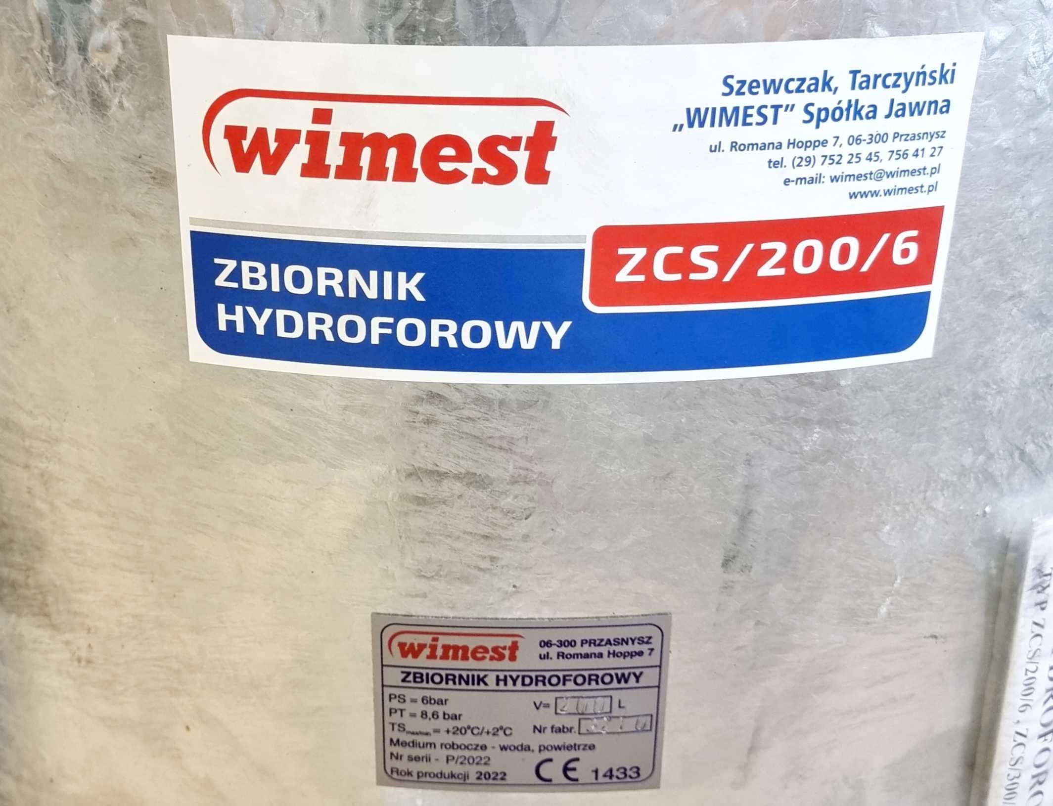 Hydroforowy ocynkowany zbiornik ZCS/200L/6 pionowy Wimest z osprzętem