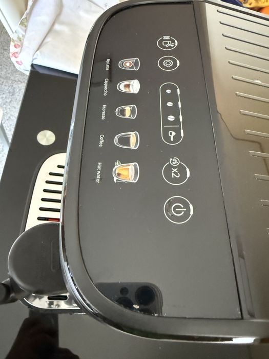 Maquina de Cafe Delonghi Magnifica Evo