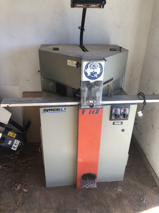 Maquina de duplo disco Omga corte molduras