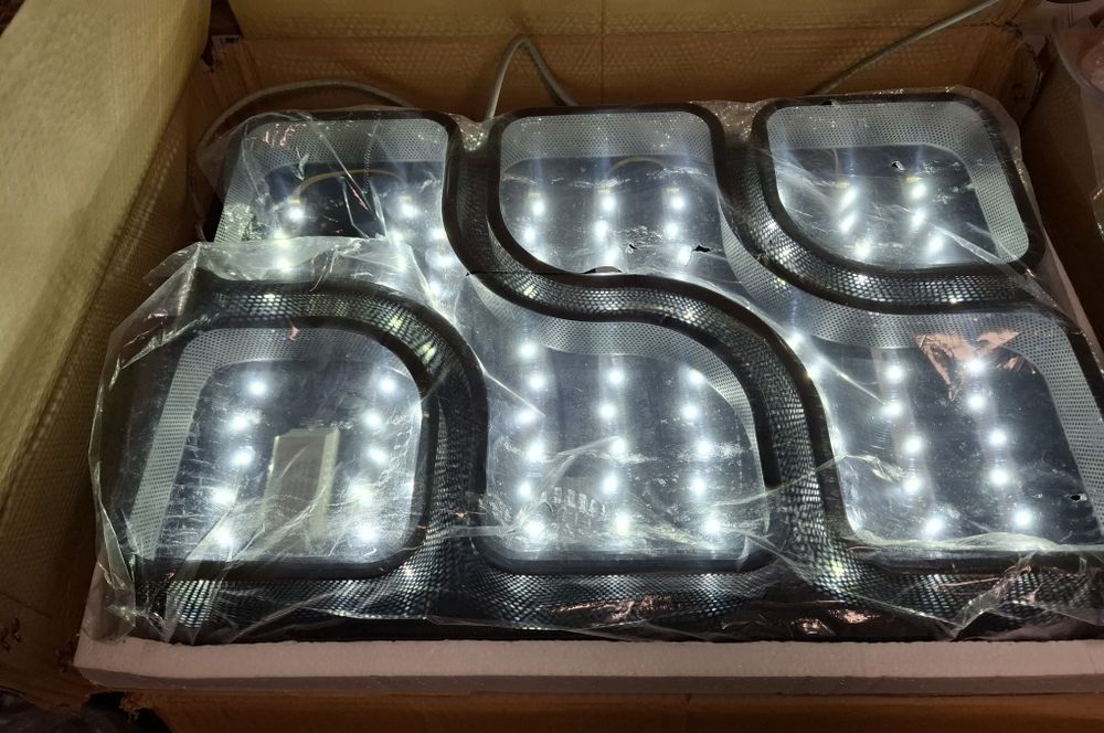 Lampa Led Plafon z Pilotem , Modern Design