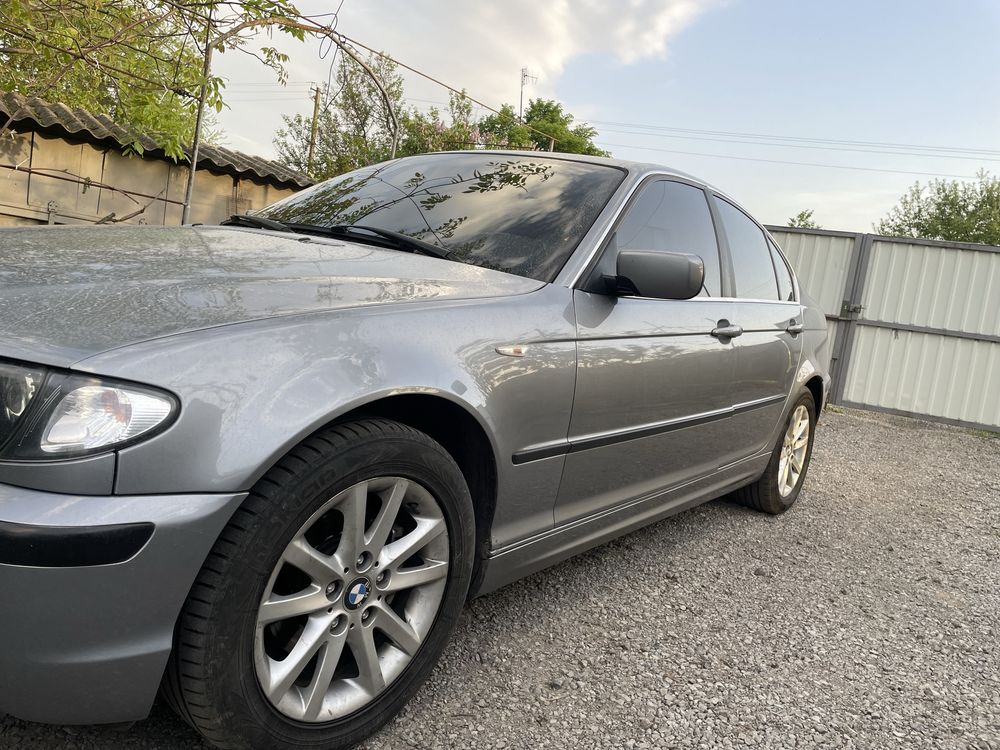 Продам BMW 320i м54