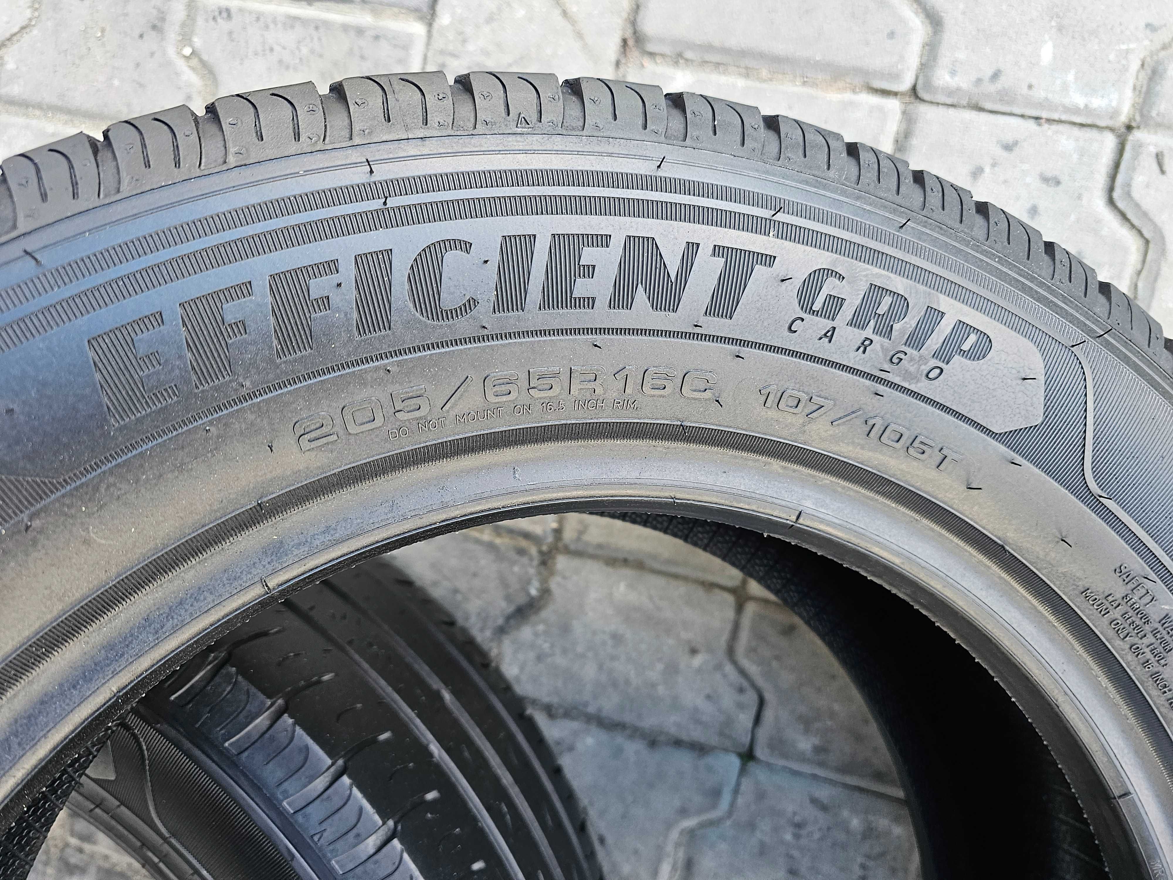 Lato Goodyear 205/65 R16C