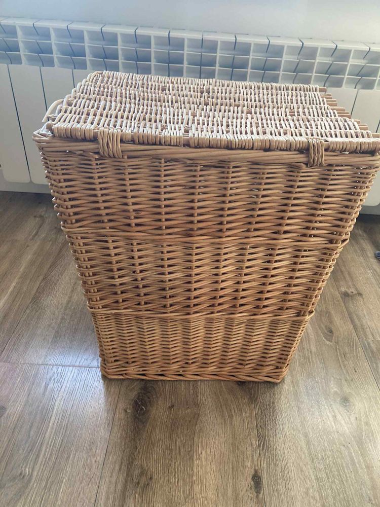 Wiklinowy Kosz – Legenda Domowego Stylu Vintage Retro